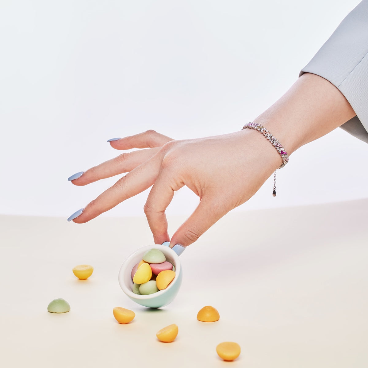 [Kismet Jewels ]Dazzling Unique Multi Shape Daily Bracelet