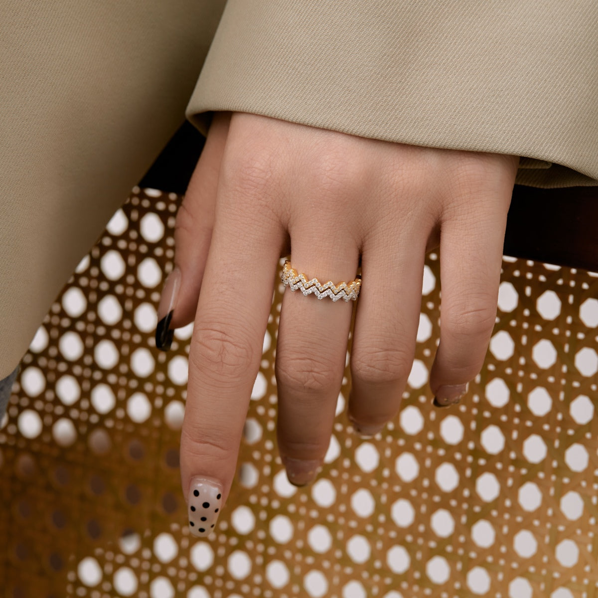 [Kismet Jewels ]Delicate Enchanting Wave Shape Daily Ring