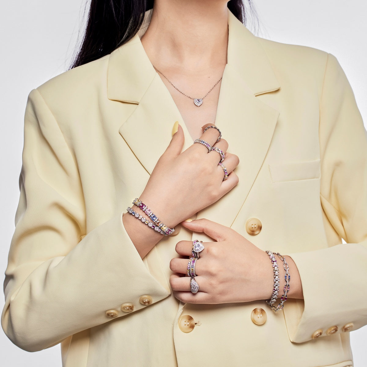 [Kismet Jewels ]Splashy Ornate Emerald Cut Cocktail Ring