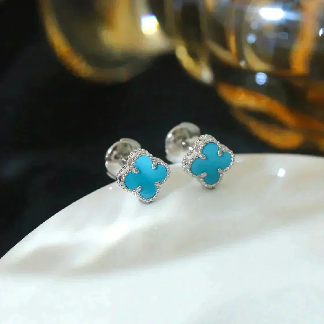 [Kismet Jewels ]CLOVER MINI 9.5MM ONYX STUD EARRINGS SILVER